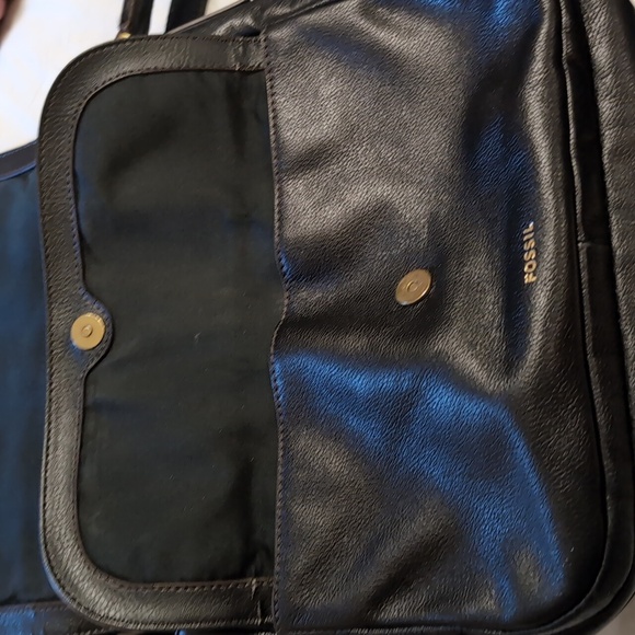 Fossil crossbody black purse - Picture 3 of 5